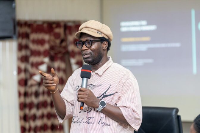 WAJESHA Director Wins Ghana Journalism Award for Vehicle Pollution Investigation